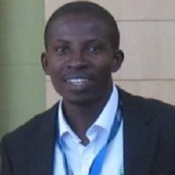Dr Paul Akinduti